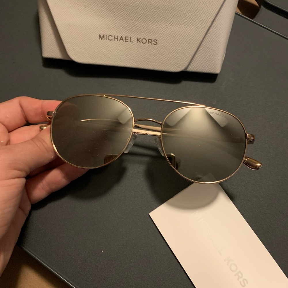 Mirrored Silver Michael Kors aviator sunglasses